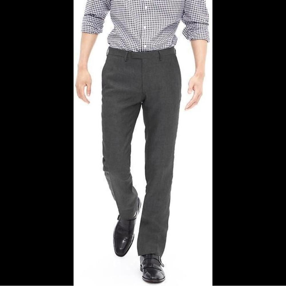 MODERN SLIM-FIT DARK GREY DRESS PANT, 44x32